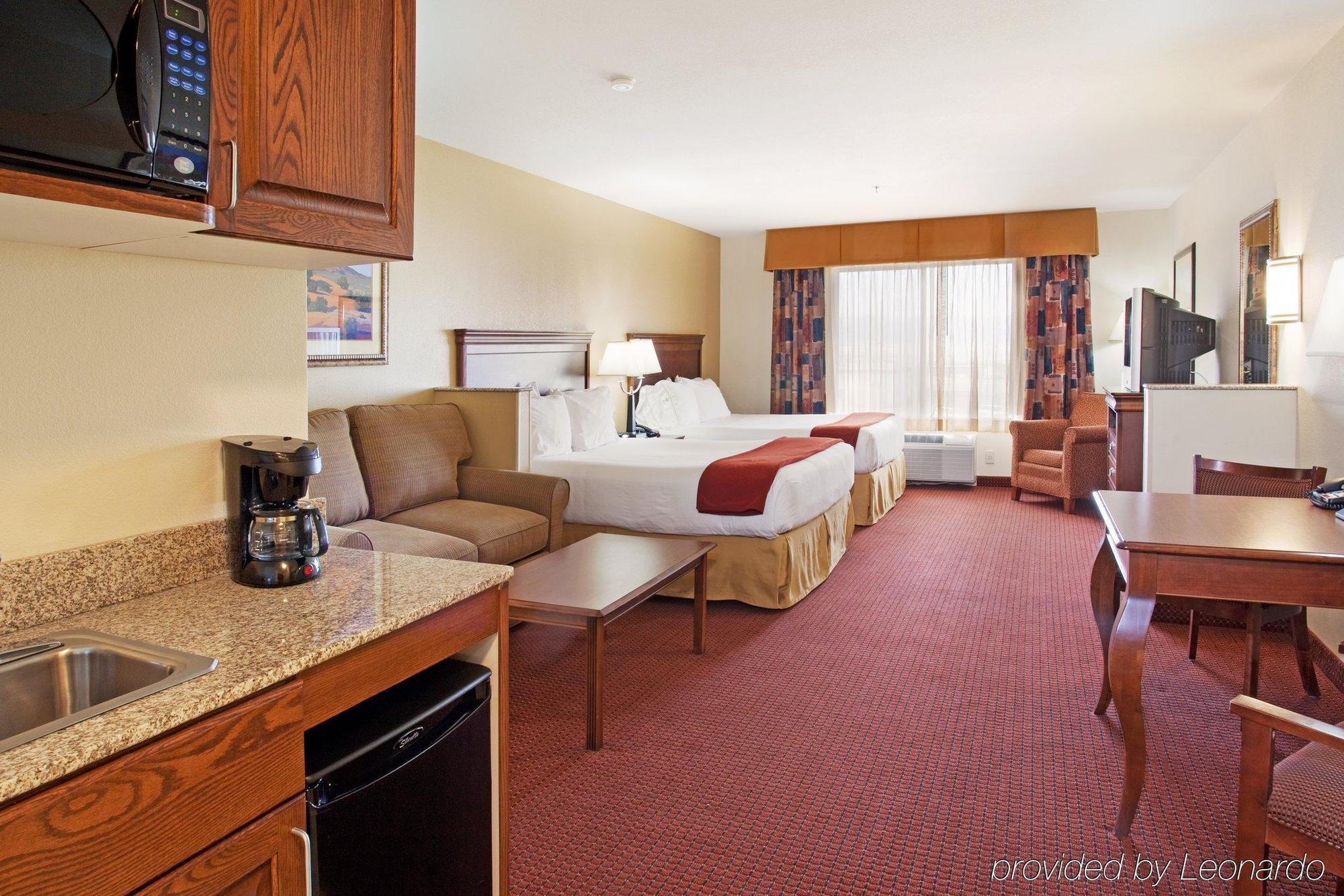 Holiday Inn Express Hotel & Suites Tooele By Ihg Номер фото