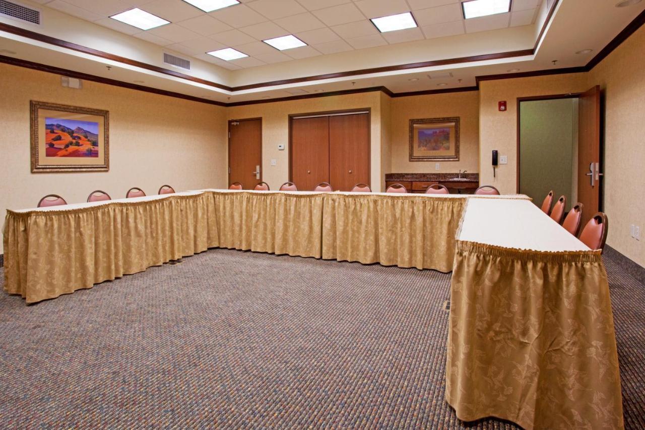 Holiday Inn Express Hotel & Suites Tooele By Ihg Экстерьер фото